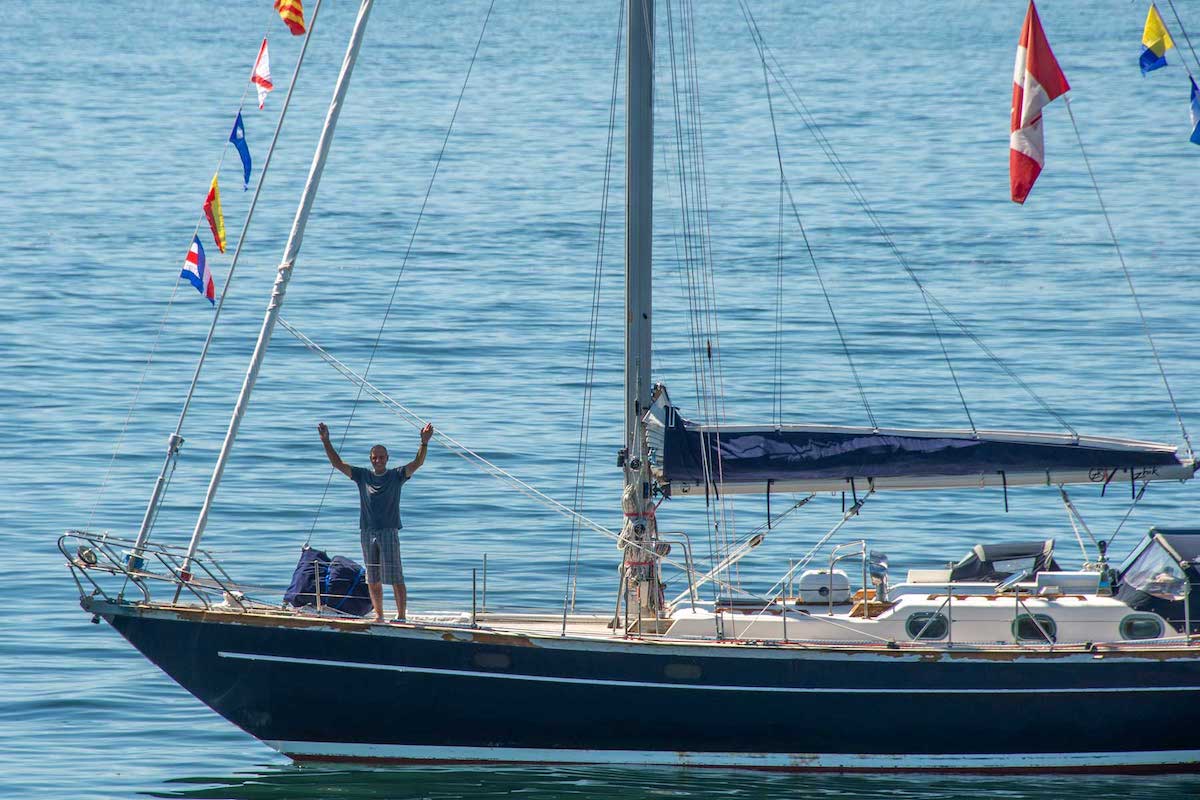 Canadian Man Becomes The Safest Man By Sailing Around the World Alone On A 265-day Voyage