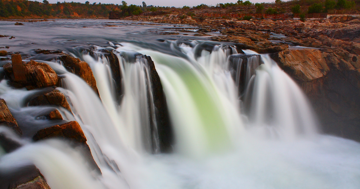 Dhuandhar Falls In MP Are Known For Their Smoke or ‘Dhuan’ Effect Emanating From The River Bed