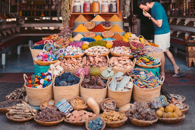 7 Amazing Things You Can Buy In Dubai Under 50 AED And Satisfy Your Soul