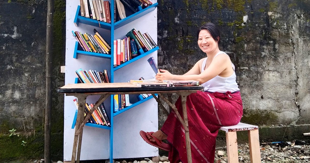 30-Year-Old Woman Sets Up Arunachal Pradesh’s First Roadside Library After Noticing More Wine Shops In The Vicinity