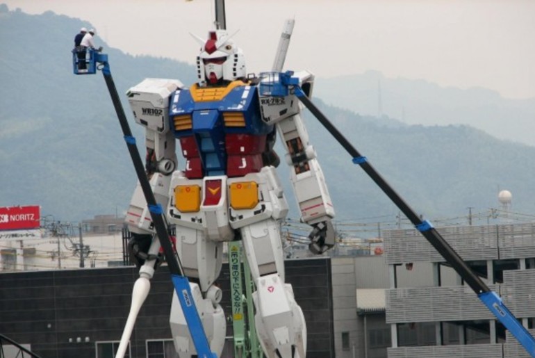 60 feet robot japan