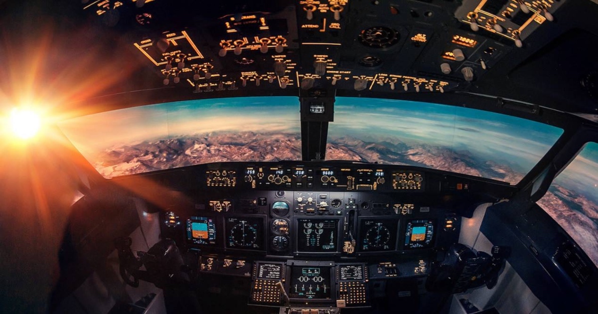 Fly A Boeing 737-800 & Experience What It’s Like To Be A Pilot At Dream Aero, Dubai