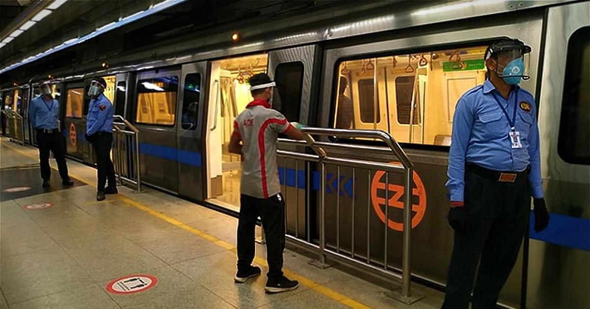 Delhi Metro Fines 2214 People In Just 9 Days For Not Following COVID Guidelines