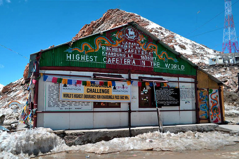 Stunning Himalayan Cafes