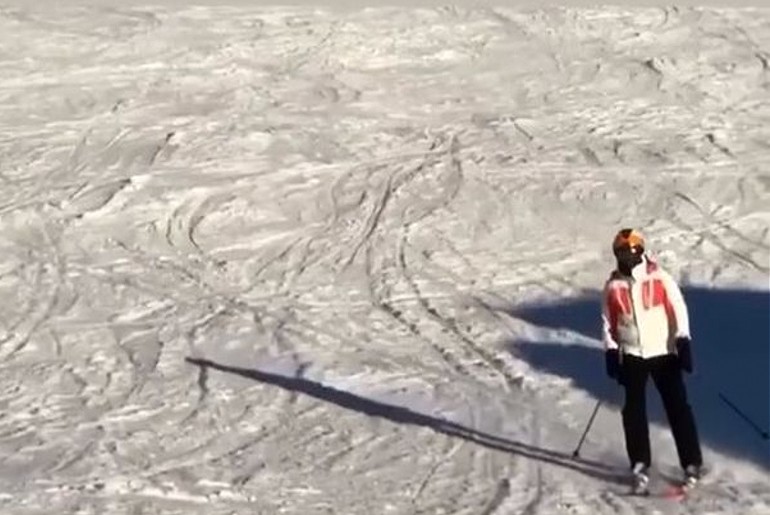 R Madhavan Ice Skating throwback video