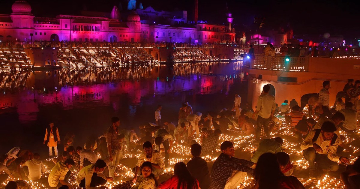 7 Unique Ways Diwali Is Celebrated In Different Parts Of India