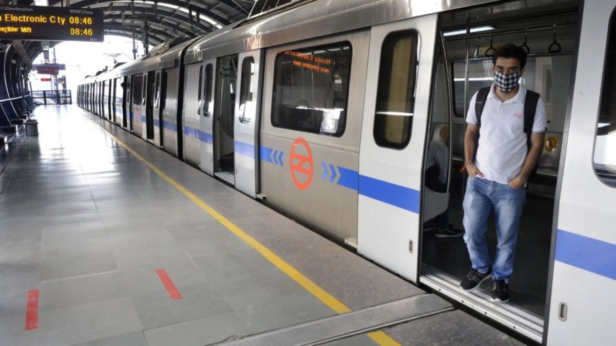Delhi Metro To Provide Real-Time Update On Waiting Time At Busy Stations