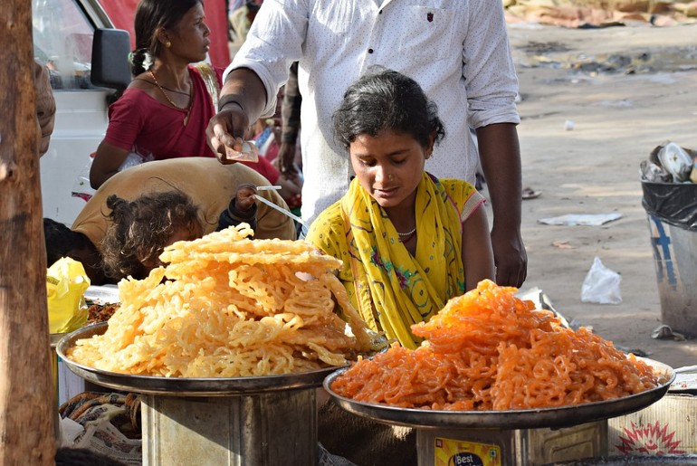 Noida To Honour Street Vendors