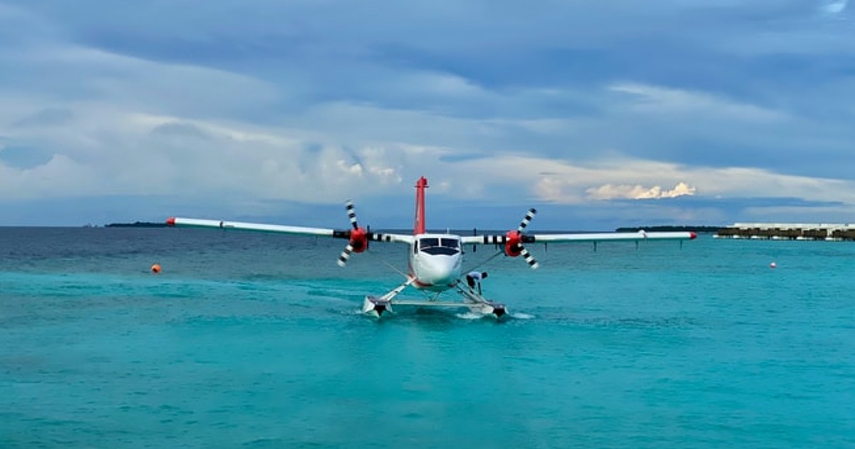 You Will Soon Be Able To Travel To Mumbai, Delhi, & Surat On A Seaplane