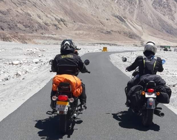 Vadodara Gujarat To Ladakh