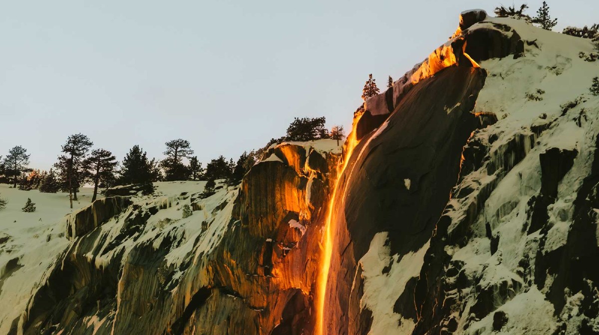 The Glowing Orange Firefall Waterfall In Yosemite Is A Spectacle; Netizens Awestruck