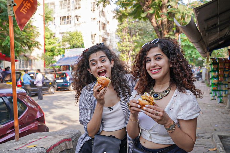 Tere Gully Mein : Exploring Dadar With Actor Mithila Palkar & Kamiya Jani