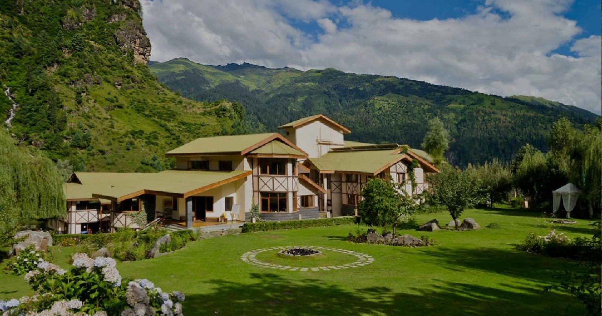Solang Valley Resorts In Himachal Will Give You Switzerland Feels With Its Gorgeous Landscapes
