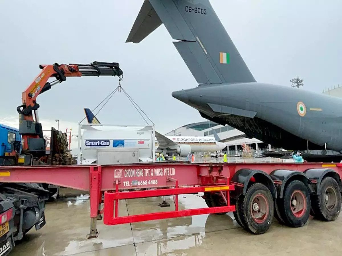 Dubai Supplies 12 Critical Oxygen Tanks To India As The Country Struggles To Fight Covid