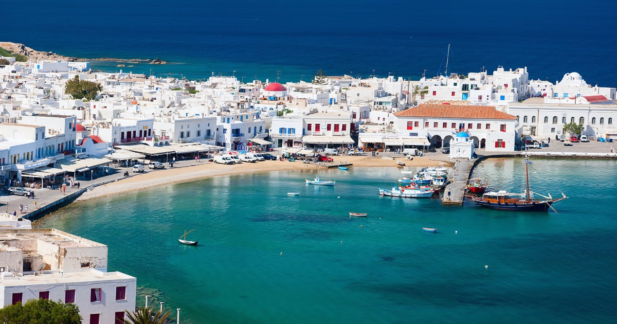 Wizz Air Announces AED 179 Flights To Santorini, Mykonos, Rhodes & Crete
