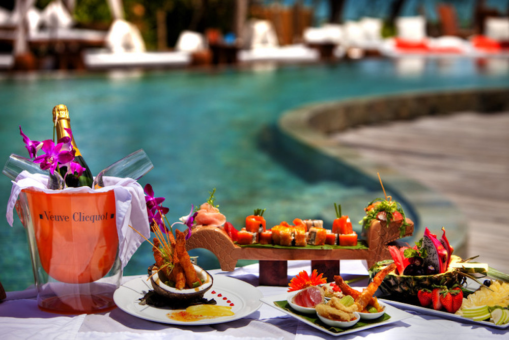 5 Best Brunches With Unlimited Pool Access To Check Out In Dubai