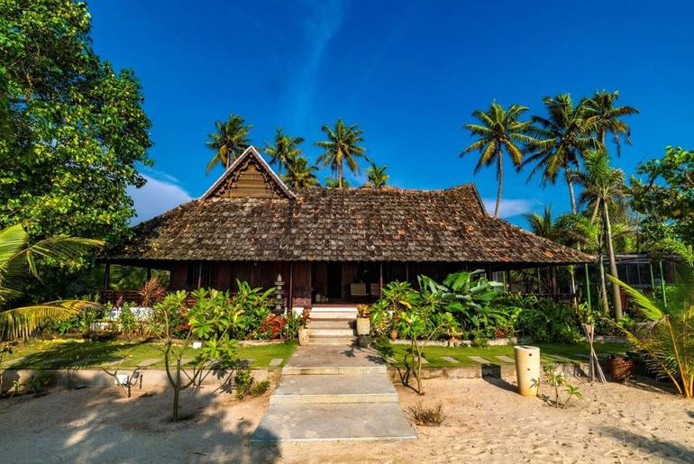  Kerala Beach Villa