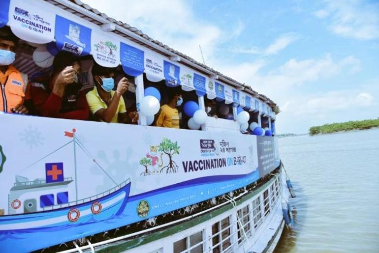 West Bengal Vaccination On Boat
