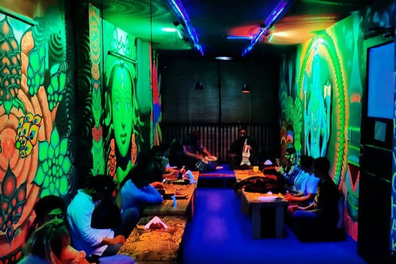 trippy hippy cafe delhi