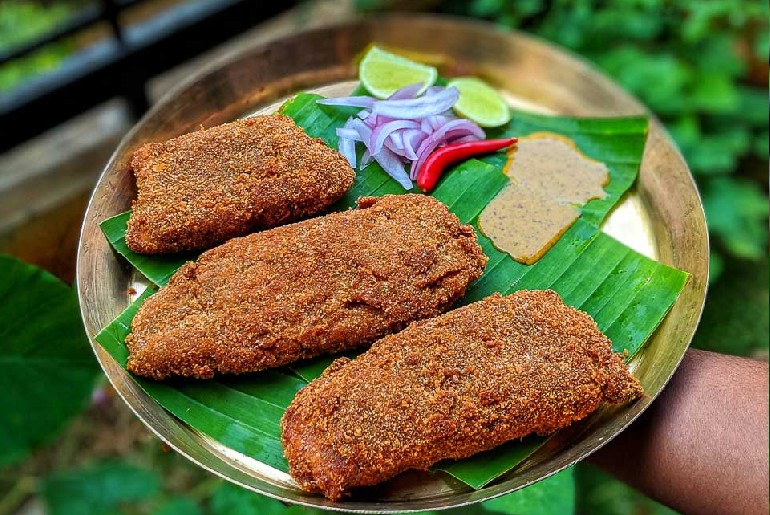 Authentic Kolkata Platters in Delhi