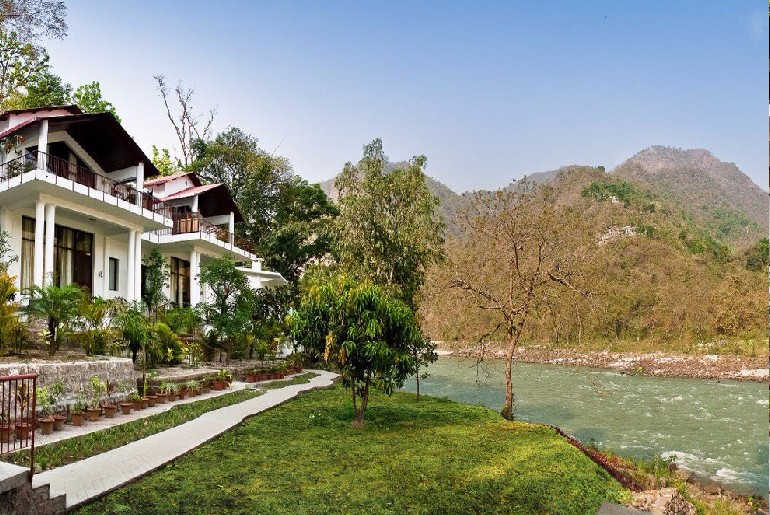 Mountain Resorts By River Ganges