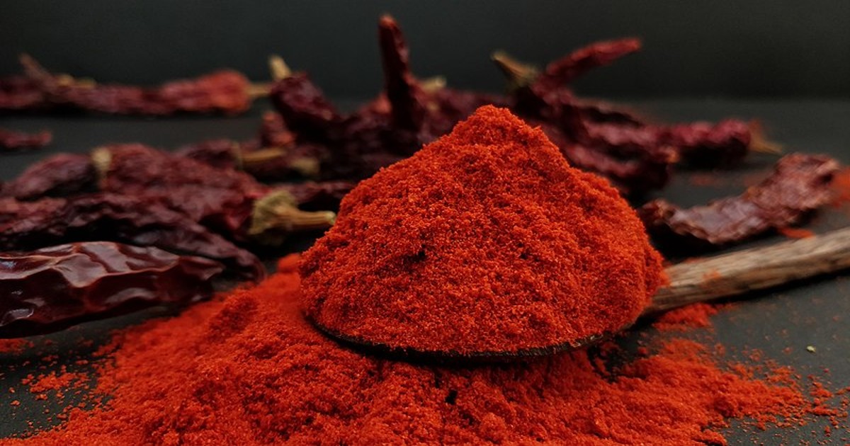 Here’s How To Find The Purity Of Red Chilli Powder With FSSAI Tips