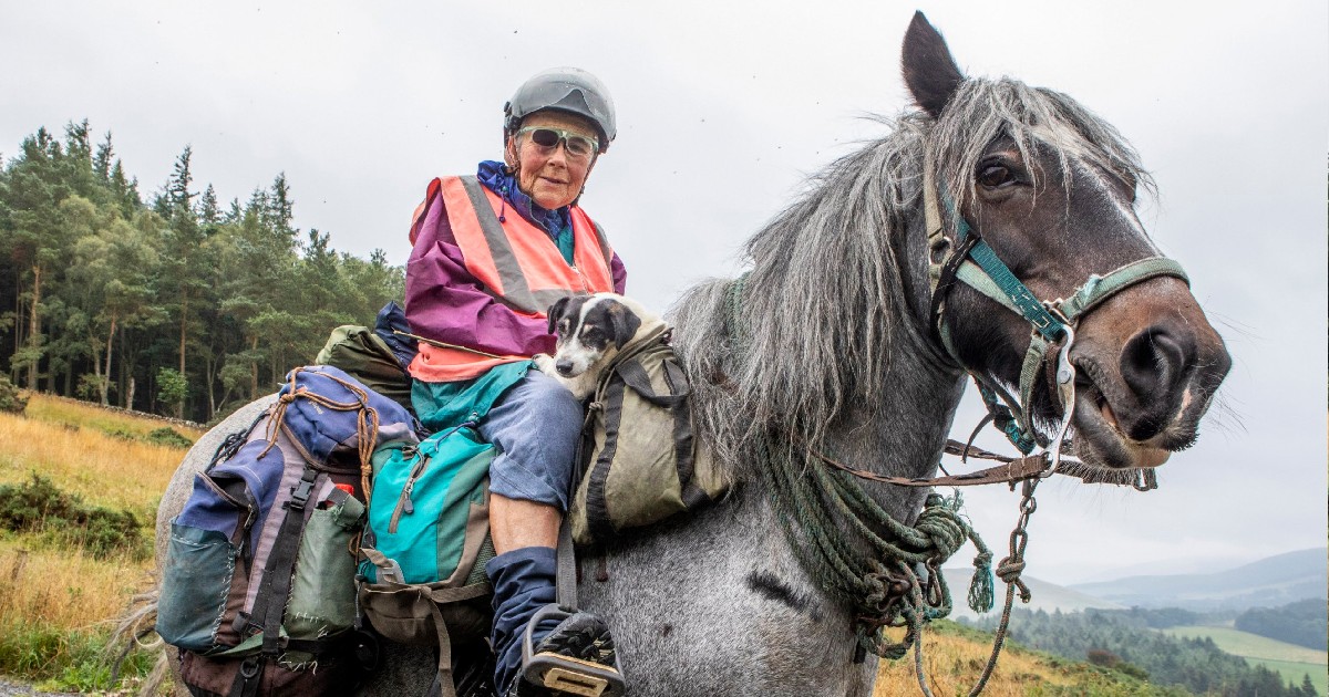 This 80-Year-Old Woman Treks 600 Miles Every Year With Her Dog On A Horseback Redefining Age
