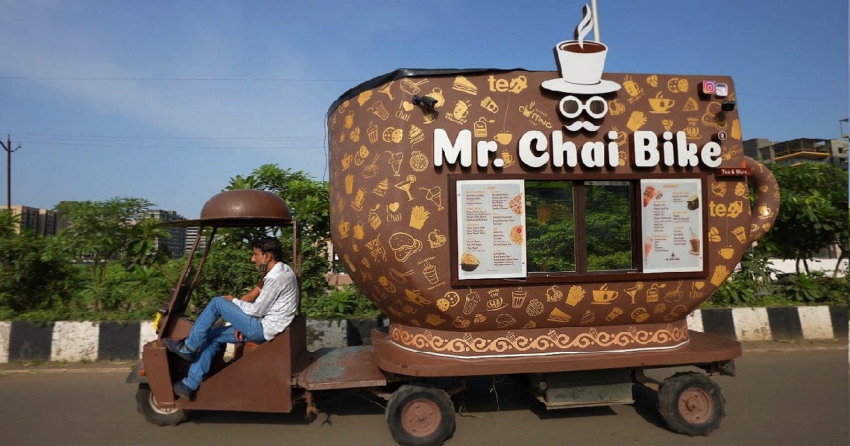 This Teacup Shaped Bike Moves Around Surat & Offers Steaming Hot Chai To The City Peeps