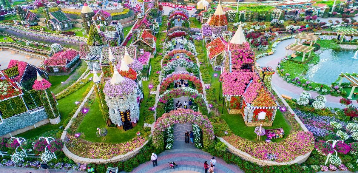 Dubai Miracle Garden Is All Set To Open For The Season. Make Plans!