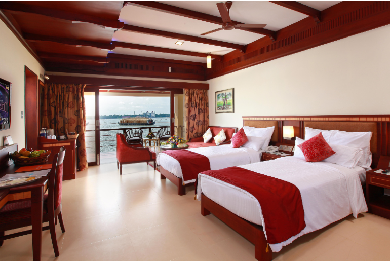 Sterling Lake Palace Alleppey Resort