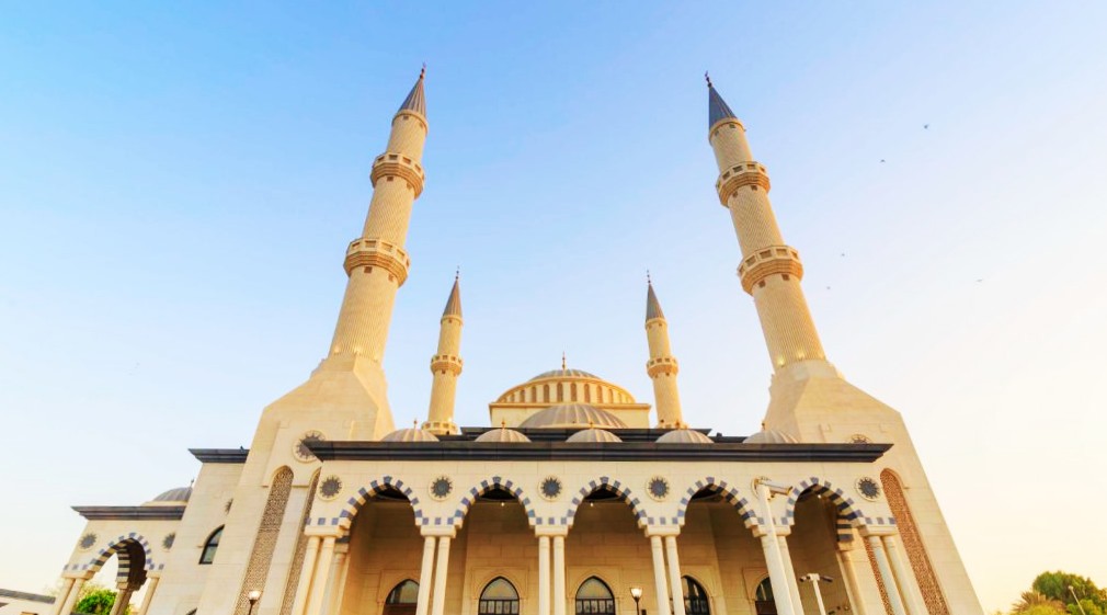 sharjah mosque visit