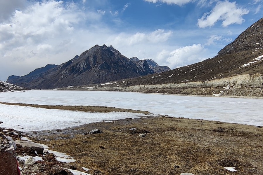 frozen lakes in india