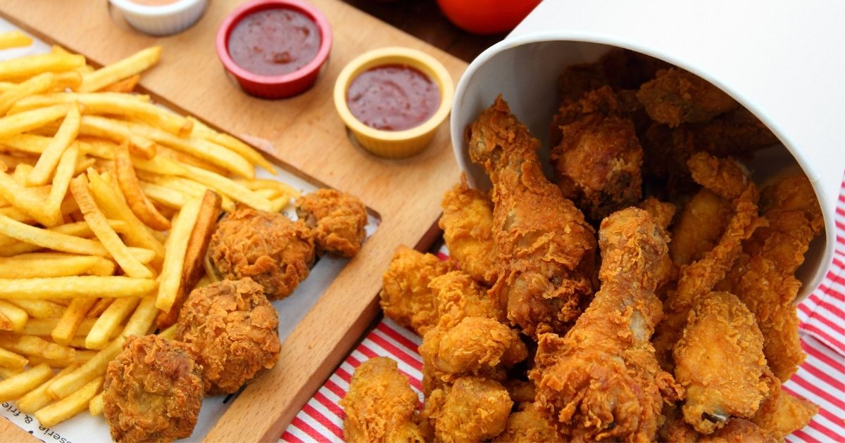 5 Top Spots To Munch On The Best Fried Chicken In Dubai