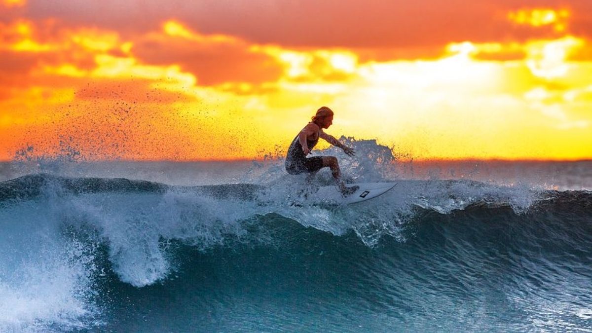 Where To Take Surfing Lessons In India? Here’s A Guide