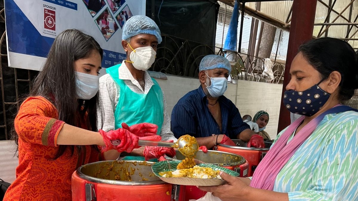 Mumbai’s Biggest Automated Community Kitchen Serves 25,000 Vulnerable People Every Day