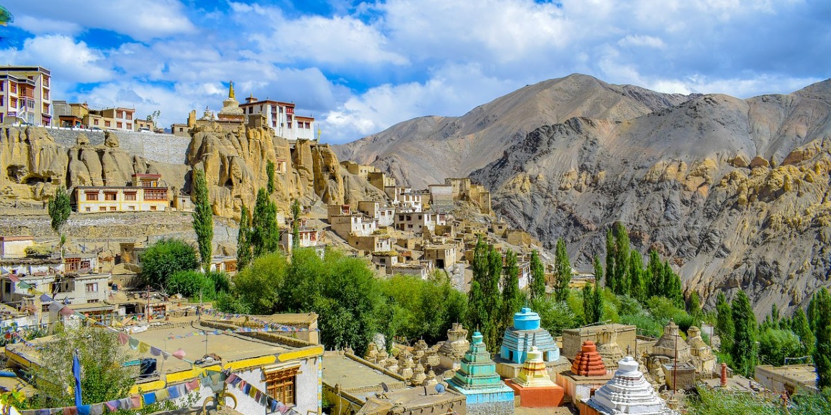 Summer Trip To Ladakh: Here’s Your Complete Guide