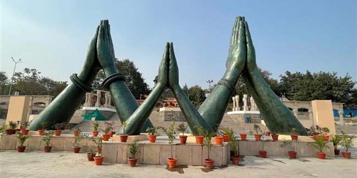 Varanasi’s Namo Ghat With 3 Folded Hand Sculptures Emerge As Top Tourist Attraction