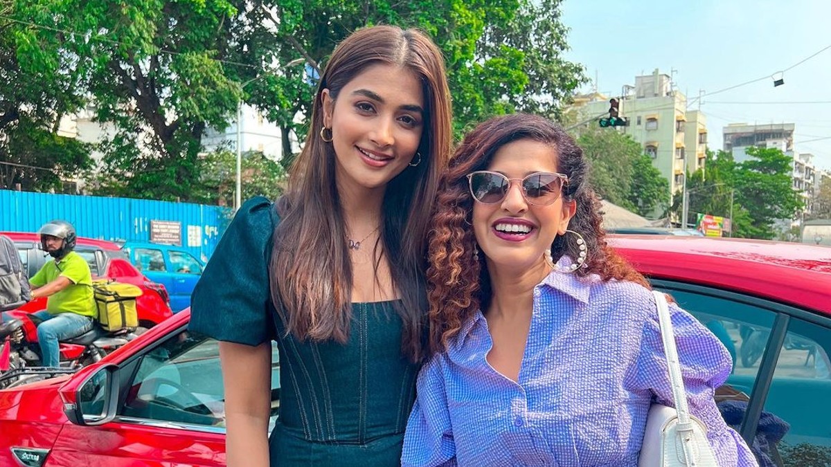 Pooja Hegde Once Ate 17 Burgers At One Go During Her College Days