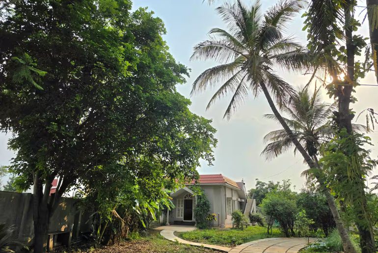 Airbnb near Bangalore under ₹5000
