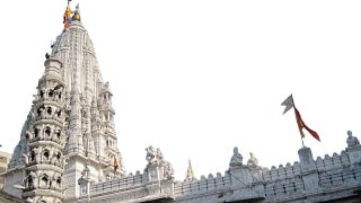 Mumbai’s Oldest Shiva Temple Was Once The Tallest Structure In Town