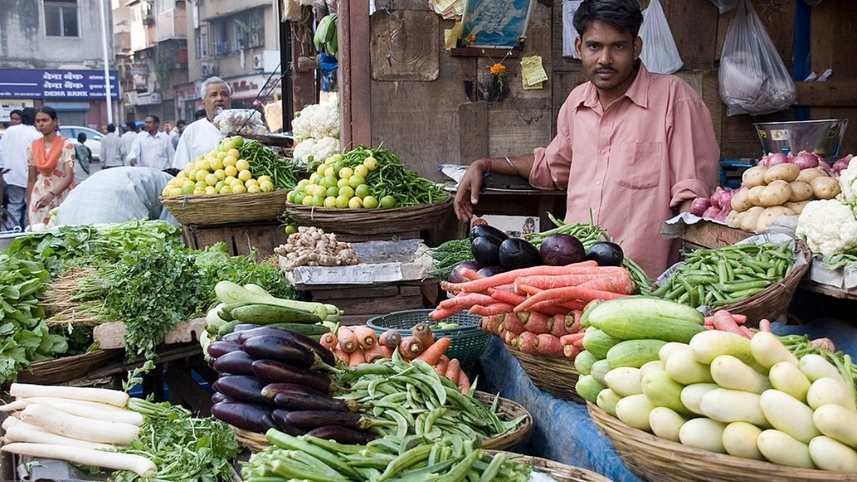 Edible Oil, Vegetable Prices Push Inflation To 8-Year High