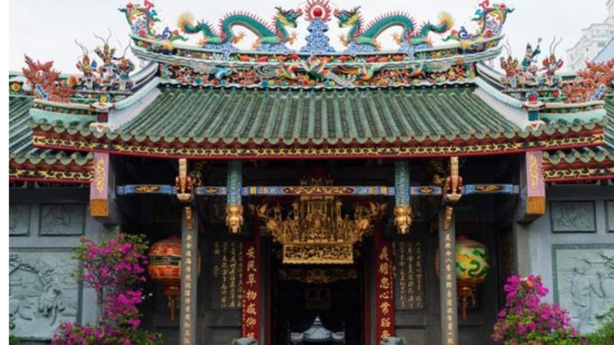 This Is Mumbai’s Only Surviving Chinese Temple In The City’s Lost Chinatown
