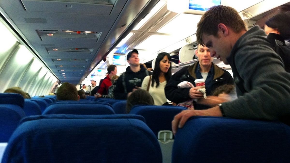 10 Types Of Annoying Passengers We Find On An Airplane