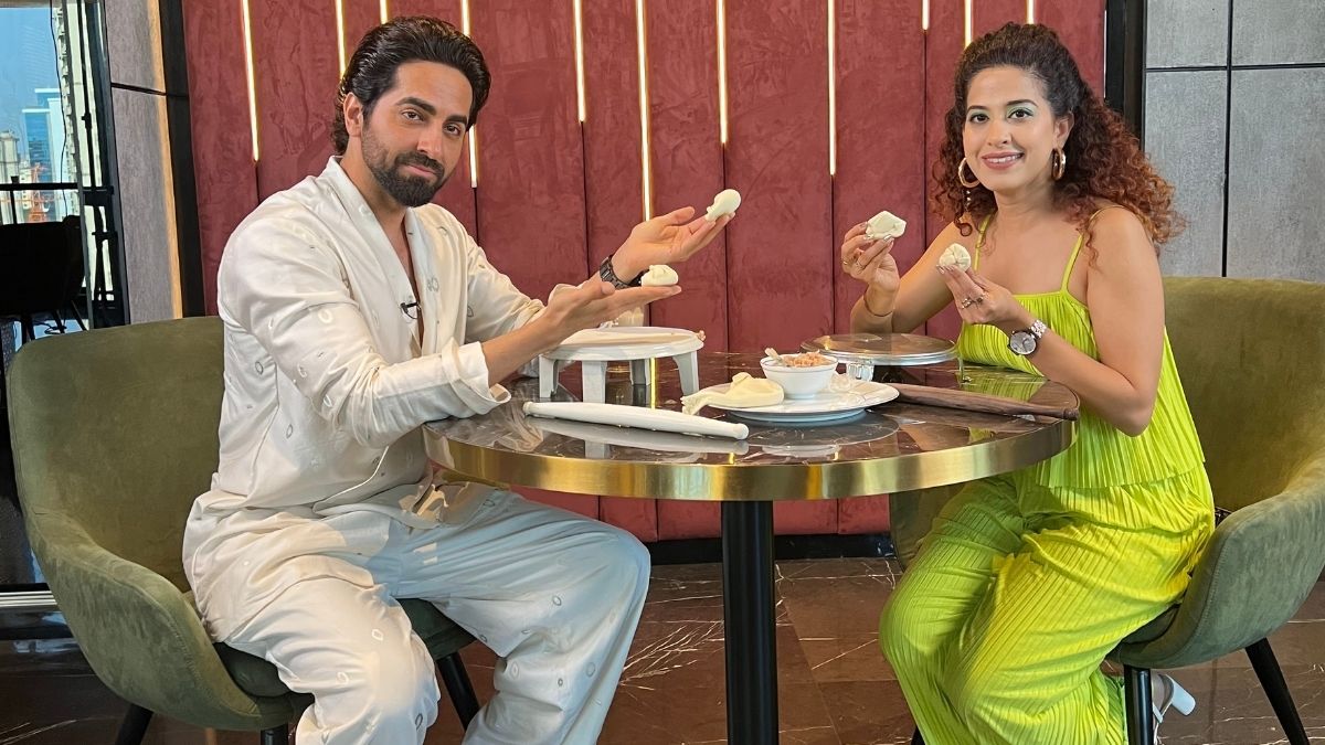 Ayushmann Khurrana Tries His Hand At Making Momos In The Latest Sunday Brunch Episode