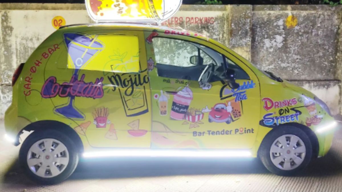 This Mini Car CAR-OH-BAR In Mumbai Offers Over 20 Varieties Of Mocktails And Shakes