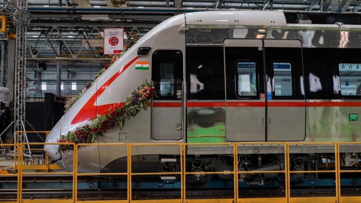 Travel In India’s First Semi High-Speed Train From Delhi To Meerut