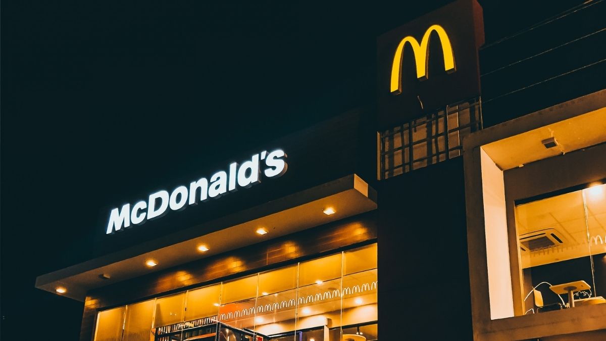 McDonald’s To Sell 850 Outlets And Leave Russia After 32 Years