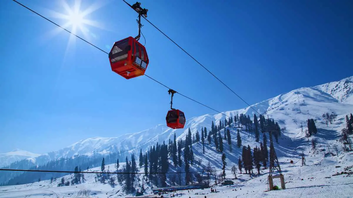 10 Places In India To See Snow In Summer Where You Can Escape From The Sweltering Heat