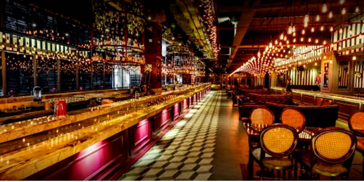 Asia’s Longest Bar Is In Mumbai With A 210-Feet Long Table
