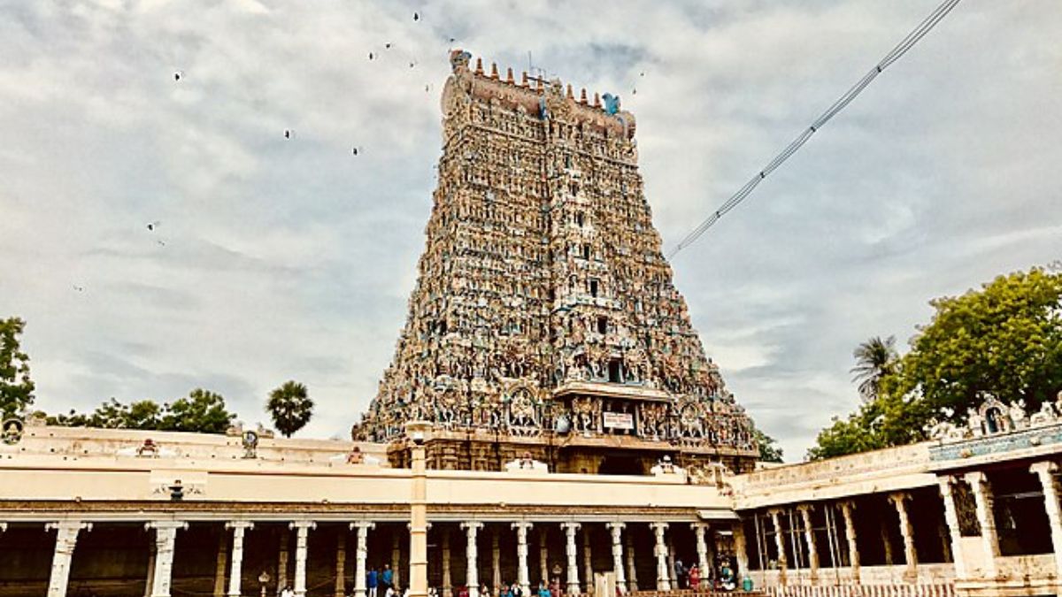 This Tamil Nadu Temple Is Popular With Bachelors & Spinsters Wishing To Marry Soon!